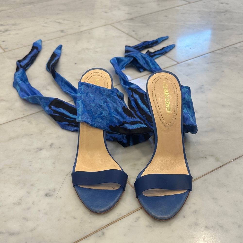 Roberto Cavalli Vibrant Blue Heels